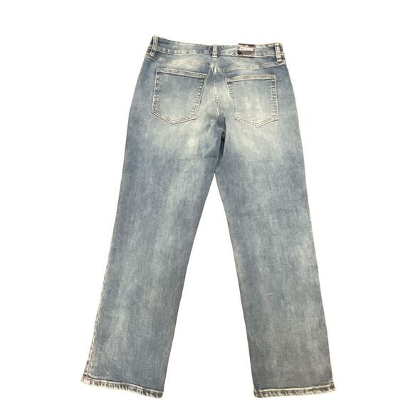 Chaps Women's Slim Fit Stretch Denim Light Authentic wash 8 New - Picture 2 of 7